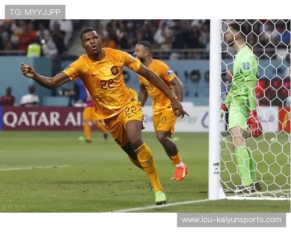 球场“坚若磐石”：最难攻破的后防线揭秘